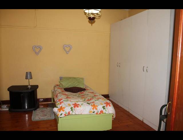 4 BEDROOM HOUSE FOR SALE IN KENSINGTON